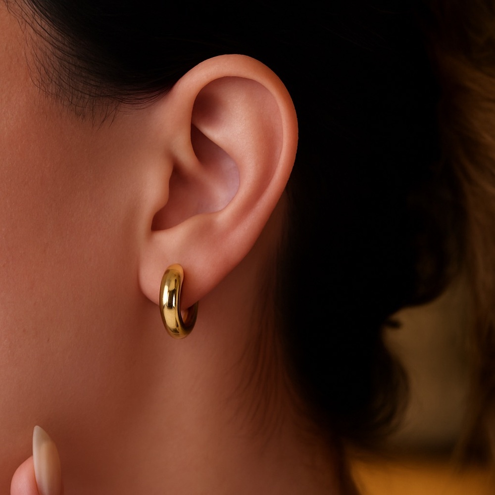 NEW 18K GOLD PLATED “THE PERFECT HOOPS” – EVERYDAY BOLD EARRINGS